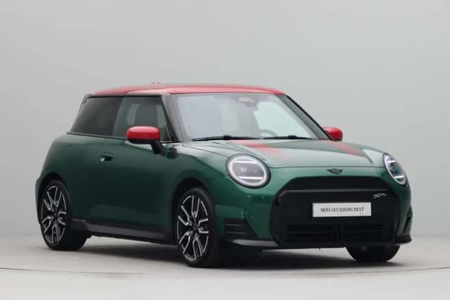 MINI Cooper (2024) thumbnail 6
