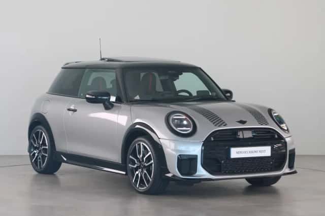 MINI Cooper (2025) thumbnail 3