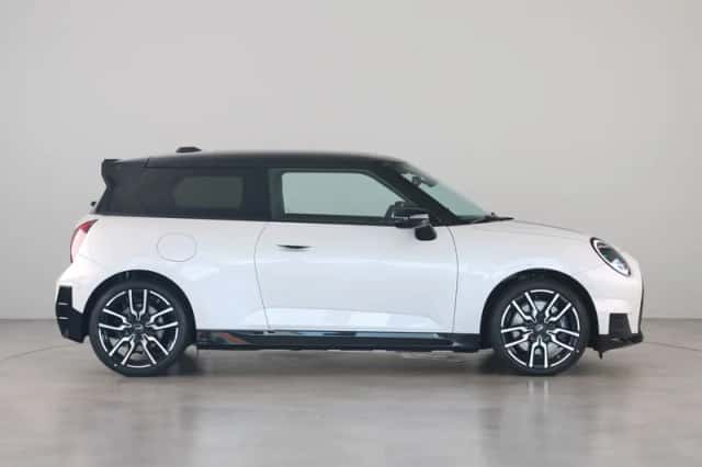 MINI Cooper (2026) thumbnail 4