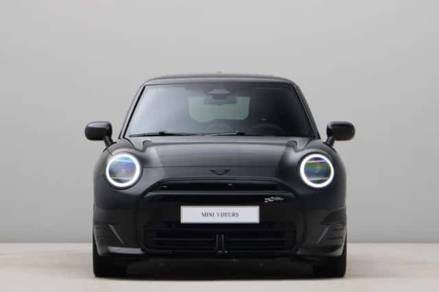 MINI Cooper (2026) thumbnail 3