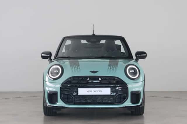 MINI Cabrio (2026) thumbnail 3