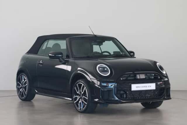 MINI Cabrio (2026) thumbnail 6