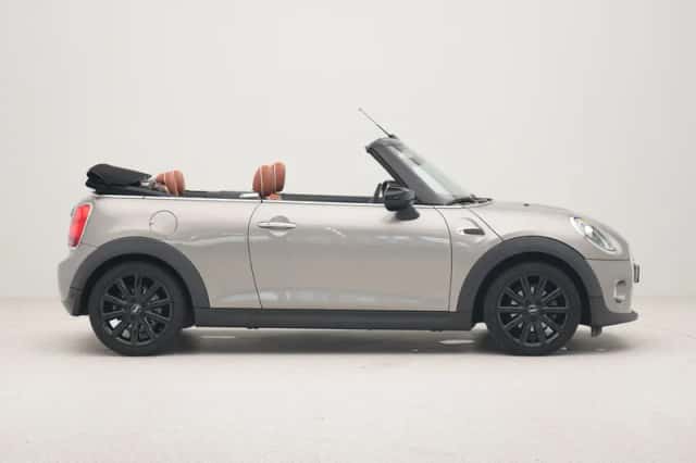 MINI Cabrio (2020) thumbnail 4