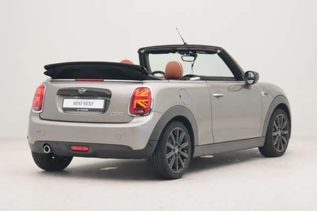 MINI Cabrio (2020) thumbnail 5
