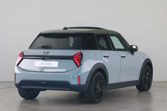 MINI Cooper (2026) thumbnail 5