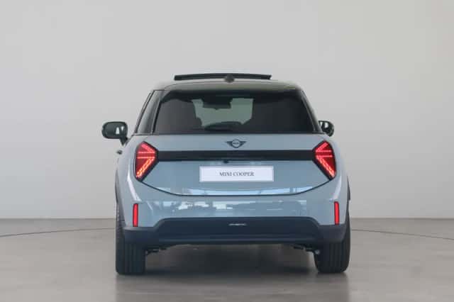 MINI Cooper (2026) thumbnail 6