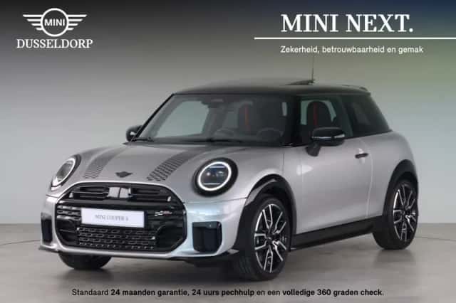 MINI Cooper (2025) thumbnail 1