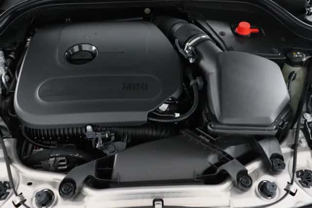 MINI Cooper (2025) thumbnail 5
