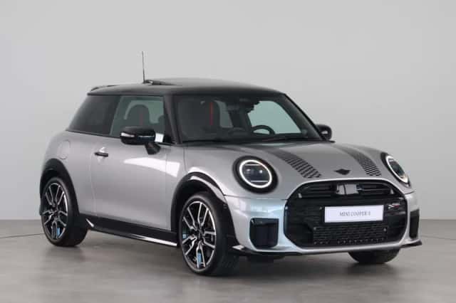 MINI Cooper (2025) thumbnail 8