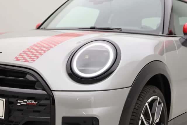 MINI Cooper (2025) thumbnail 19