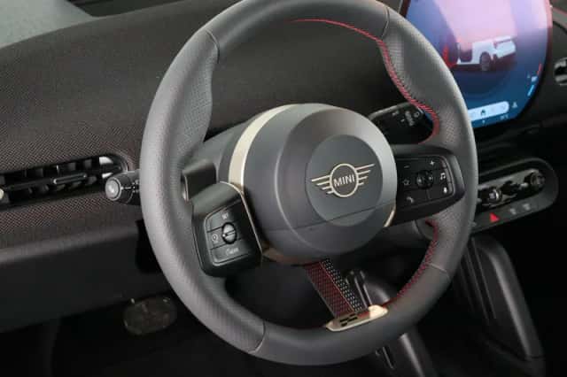 MINI Cooper (2025) thumbnail 17