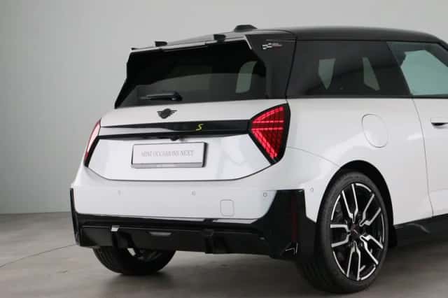 MINI Cooper (2025) thumbnail 20