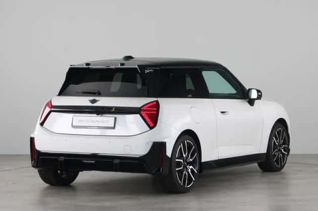 MINI Cooper (2025) thumbnail 5