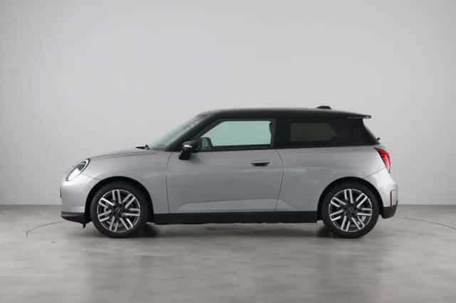 MINI Cooper (2025) thumbnail 8