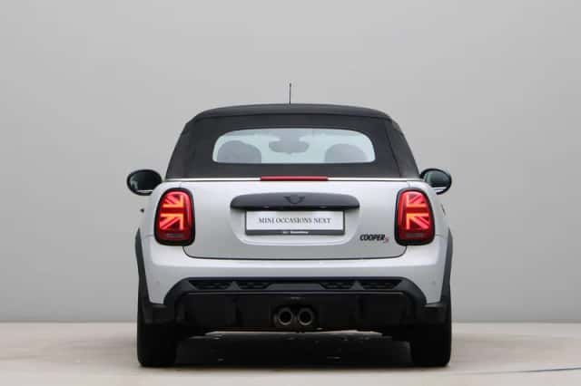 MINI Cabrio (2022) thumbnail 15