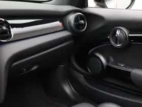 MINI Cabrio (2022) thumbnail 23