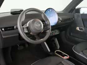 MINI Cooper (2025) thumbnail 14