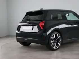 MINI Cooper (2025) thumbnail 18