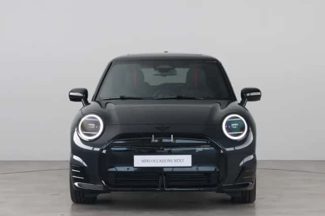 MINI Cooper (2026) thumbnail 2