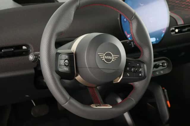 MINI Cooper (2026) thumbnail 17