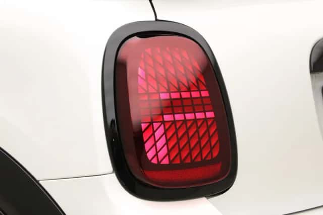 MINI Cabrio (2026) thumbnail 30