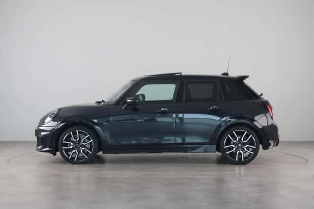 MINI Cooper (2026) thumbnail 8