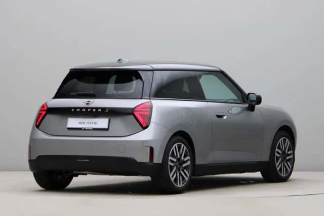 MINI Cooper (2026) thumbnail 5