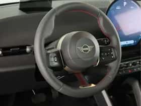 MINI Cooper (2026) thumbnail 17