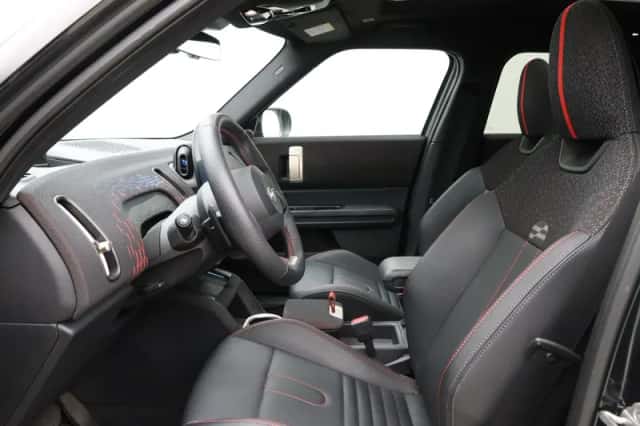 MINI Countryman (2024) thumbnail 4
