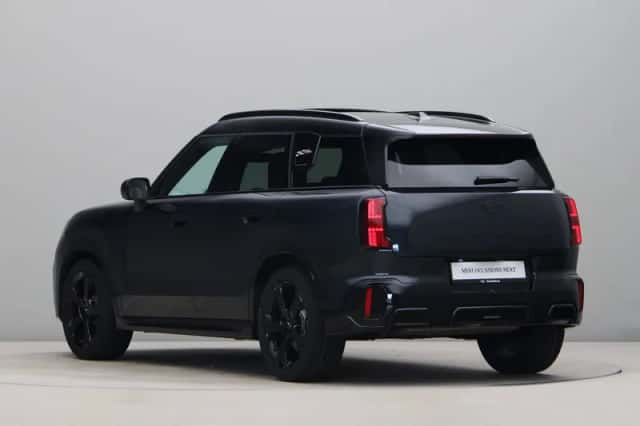 MINI Countryman (2024) thumbnail 10