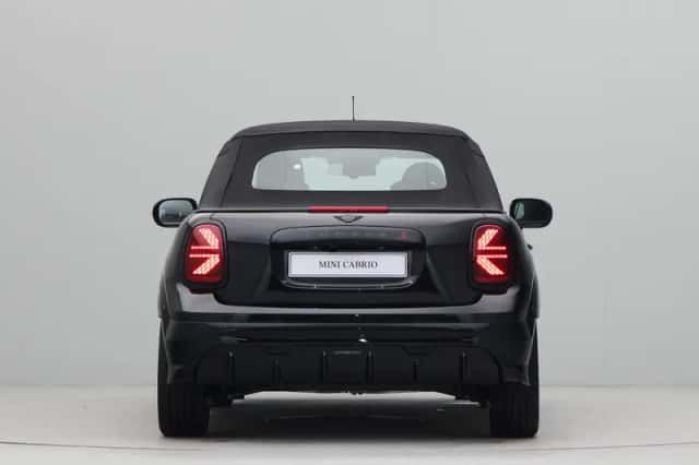 MINI Cabrio (2026) thumbnail 12