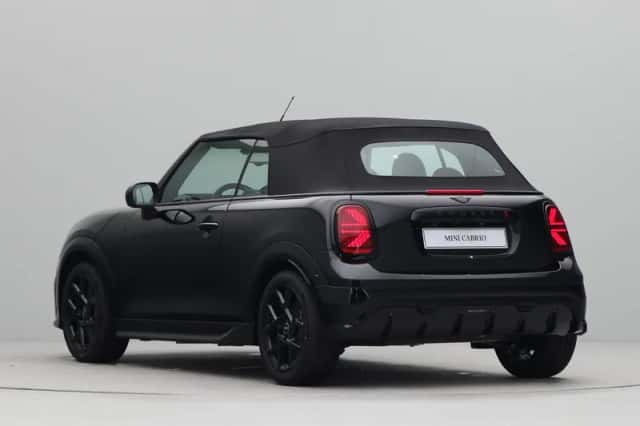 MINI Cabrio (2026) thumbnail 14
