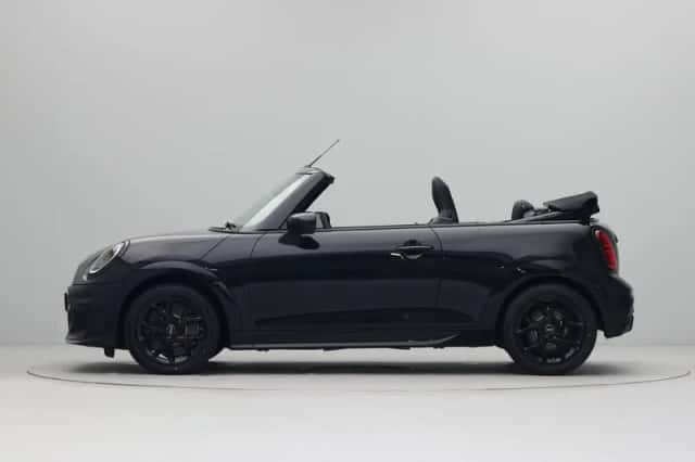 MINI Cabrio (2026) thumbnail 15