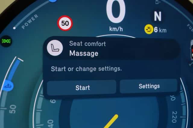 MINI Cabrio (2026) thumbnail 32