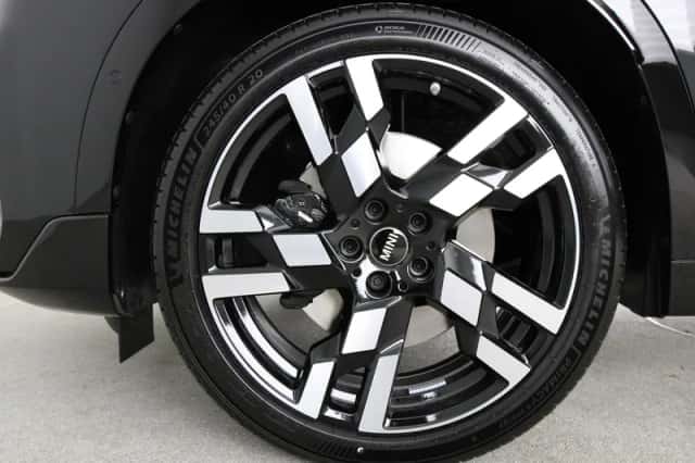 MINI Countryman (2026) thumbnail 9