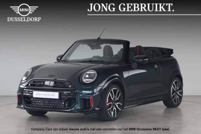 MINI Cabrio (2026) thumbnail 1