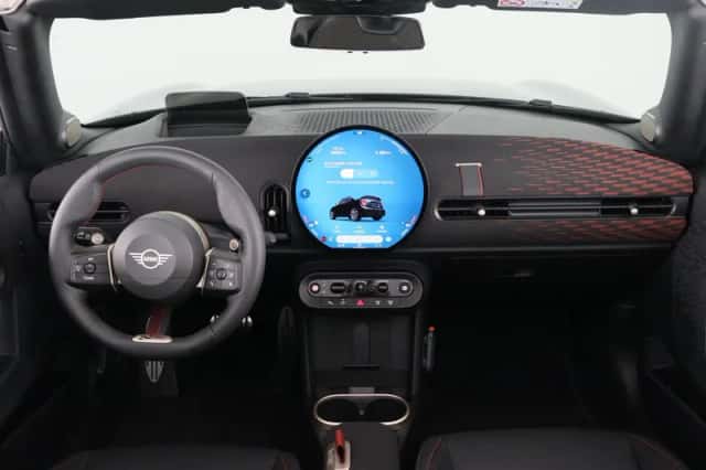 MINI Cabrio (2026) thumbnail 32