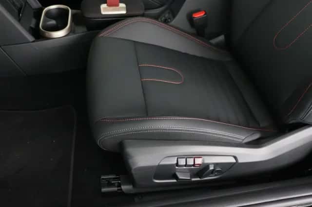 MINI Cabrio (2026) thumbnail 35