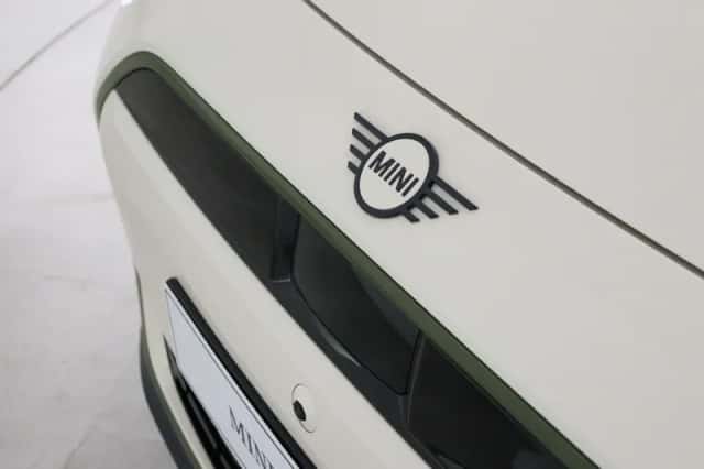 MINI Cooper (2026) thumbnail 12