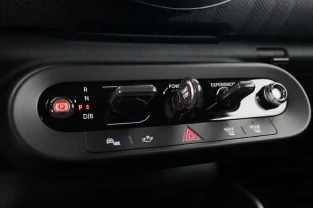 MINI Cooper (2026) thumbnail 16