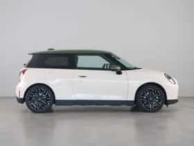 MINI Cooper (2026) thumbnail 4