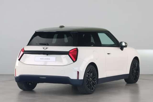 MINI Cooper (2026) thumbnail 5