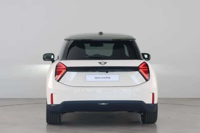 MINI Cooper (2026) thumbnail 6