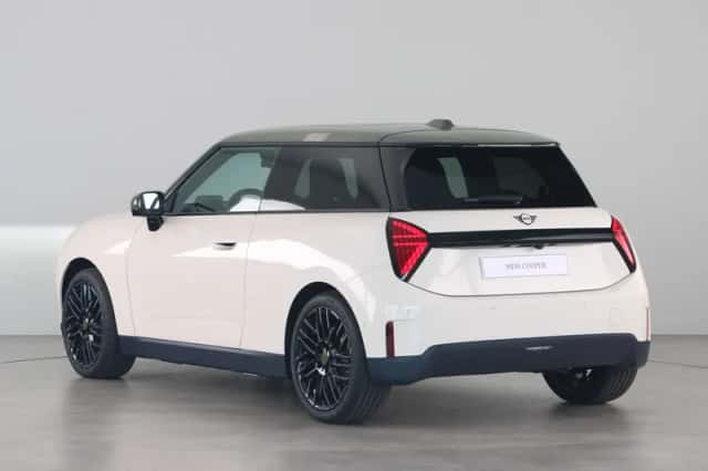 MINI Cooper (2026) thumbnail 7