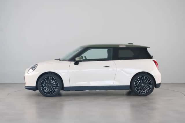 MINI Cooper (2026) thumbnail 8