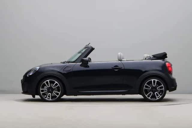 MINI Cabrio (2023) thumbnail 20