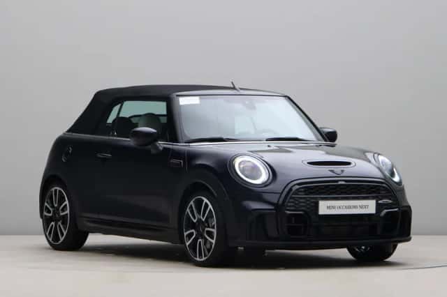 MINI Cabrio (2023) thumbnail 9