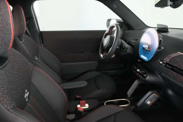 MINI Cooper (2026) thumbnail 24