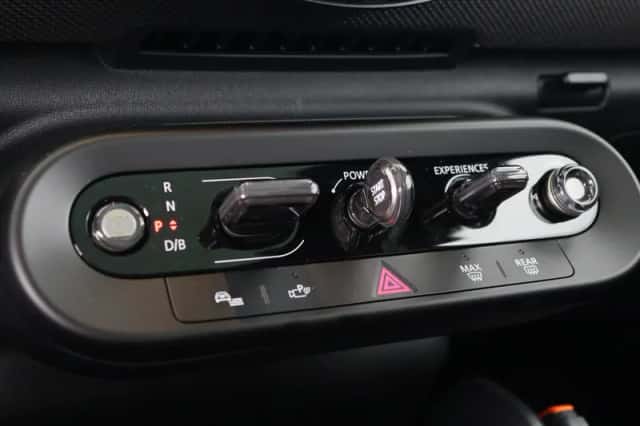 MINI Cooper (2026) thumbnail 9
