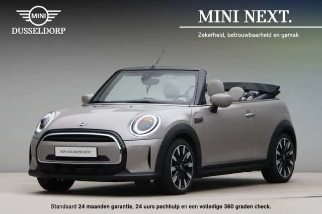 MINI Cabrio (2022) thumbnail 1
